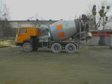 автобетоносмеситель