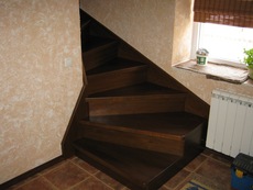 Деревянные двери, лестницы, кровати и много др. под заказ.