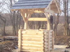 Деревяні кринички. Виготовлення