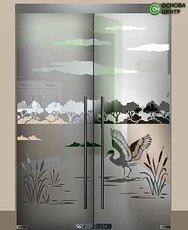 Двери из стекла