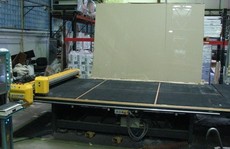 Автоматический стол для ПРЯМОЛИНЕЙНОГО раскроя стекла + стол