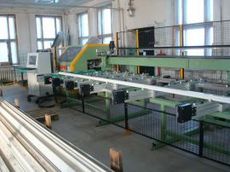 Распиловочный центр Rapid с одним пильным диском. (2007 год