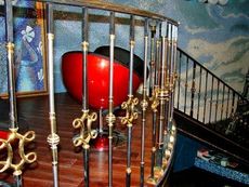 Лестницы и комплектующие