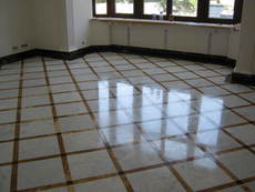 Мраморный пол