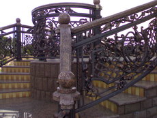 Фасады из камня камины подоконники столешницы