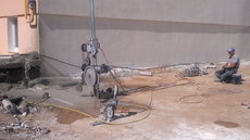 Канатная алмазная резка бетона без ограничений по размерам.