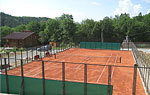 Строительство теннисных кортов.