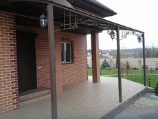 Навесы из поликарбоната любой сложности