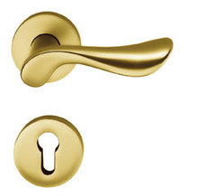 Замки, петли, ручки, пороги, доводчики