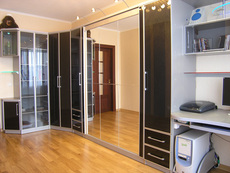 Офисная мебель на заказ любой сложности из ДСП и МДФ -Cтолы