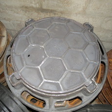 Люк чугунный тяжёлый (тип Т) 25т