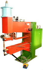 Продаю машину контактной сварки МТ-2103, вылет – 1,2 м., без