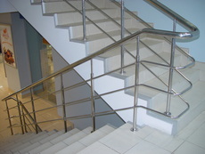 600грн м/п ограждение из нержавеющей стали.