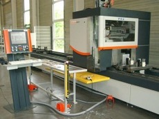 Обрабатывающий центр Elumatec SBZ 140