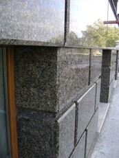 Внешняя и внутренняя отделка натуральным камнем (фасады, по