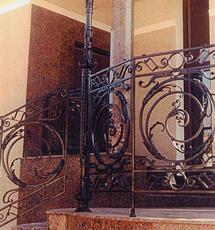 Лестницы кованные