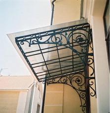 Козырьки и навесы кованные