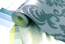 Поклеить обои