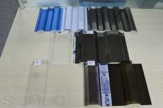 Монолитный профилированный поликарбонатный лист Suntuf .