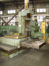 Продам б/у гориз-расточной станок 2А620Ф1-1. Цена 1грн.