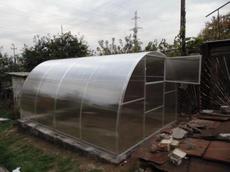 Теплицы из профильной трубы 3х2х4 м.