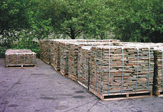 Камень песчаник.