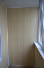 Обшивка балконов вагонкой, сайдингом.