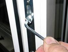 Ремонт окон, регулировка фурнитуры, замена стеклопакетов, за