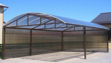 Навесы для автомобилей у частного дома, коттеджа