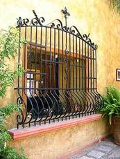 Решетки на окна. Балконы, лоджии