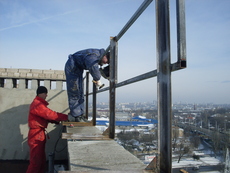 Монтаж наружной рекламы