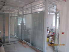 Перегородки офисные, цельностекляные