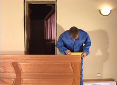 Установка дверей.