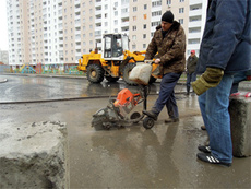 Резка, демонтаж бетонных полов, асфальта в Харькове