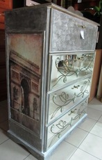 Шикарные комоды для любителей мебели под старину.