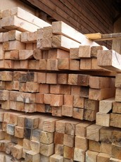 Брус дубовый.