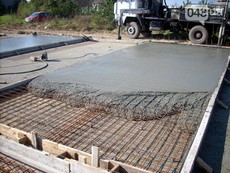 Бетон , сухие смеси , песок.