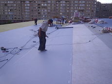 Устройство мембранной кровли из ПВХ или ТПО мембран