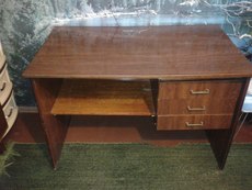 Продам письменный стол