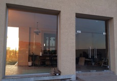 Стеклянные двери