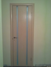 Установка межкомнатных дверей в Киеве.