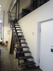 Изготовление металлических лестниц