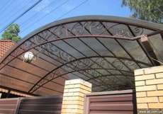 Авто навес с фермами из труб