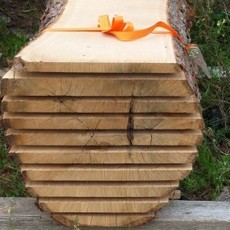 Доска ясеня необрезная