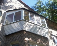 Остекление балконов - работы под ключ