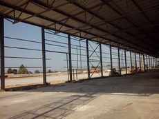 Монтаж профнастила.