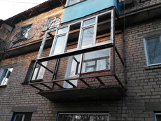 Балкон в Кривом Роге. Под ключ. Французский балкон. Обшивка.