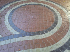 Укладка тротуарной плитки