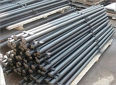 Металлические столбики для забора.