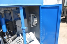 Компрессор винтовой б/у с осушителем.